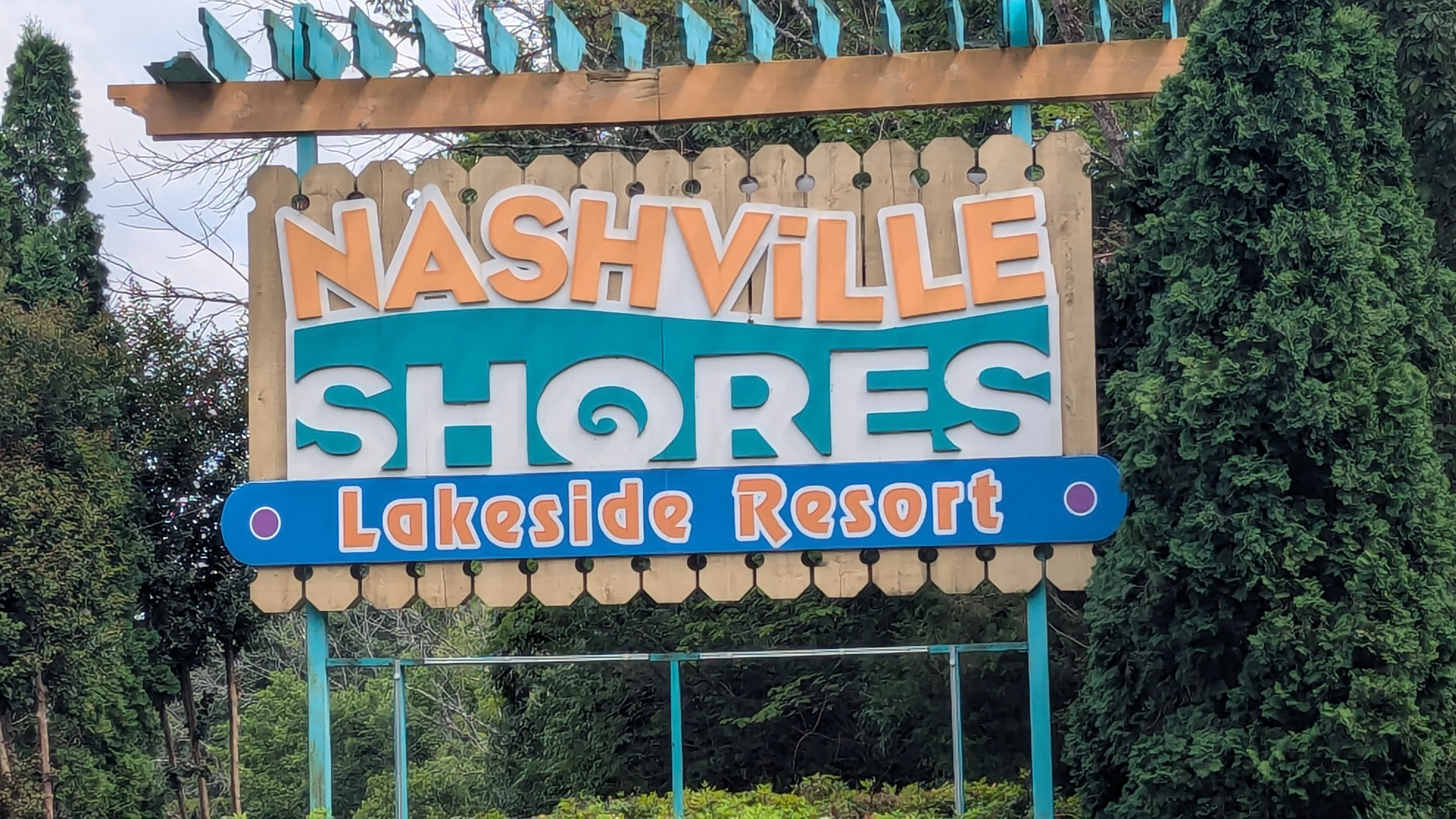 Nashville Shores Lakeside Resort